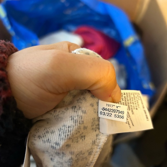 NWT American Eagle Ditsy Floral Cropped Tank - Picture 5 of 6